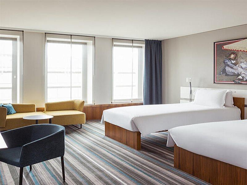 Hotel Dorint Kurfuerstendamm Berlino