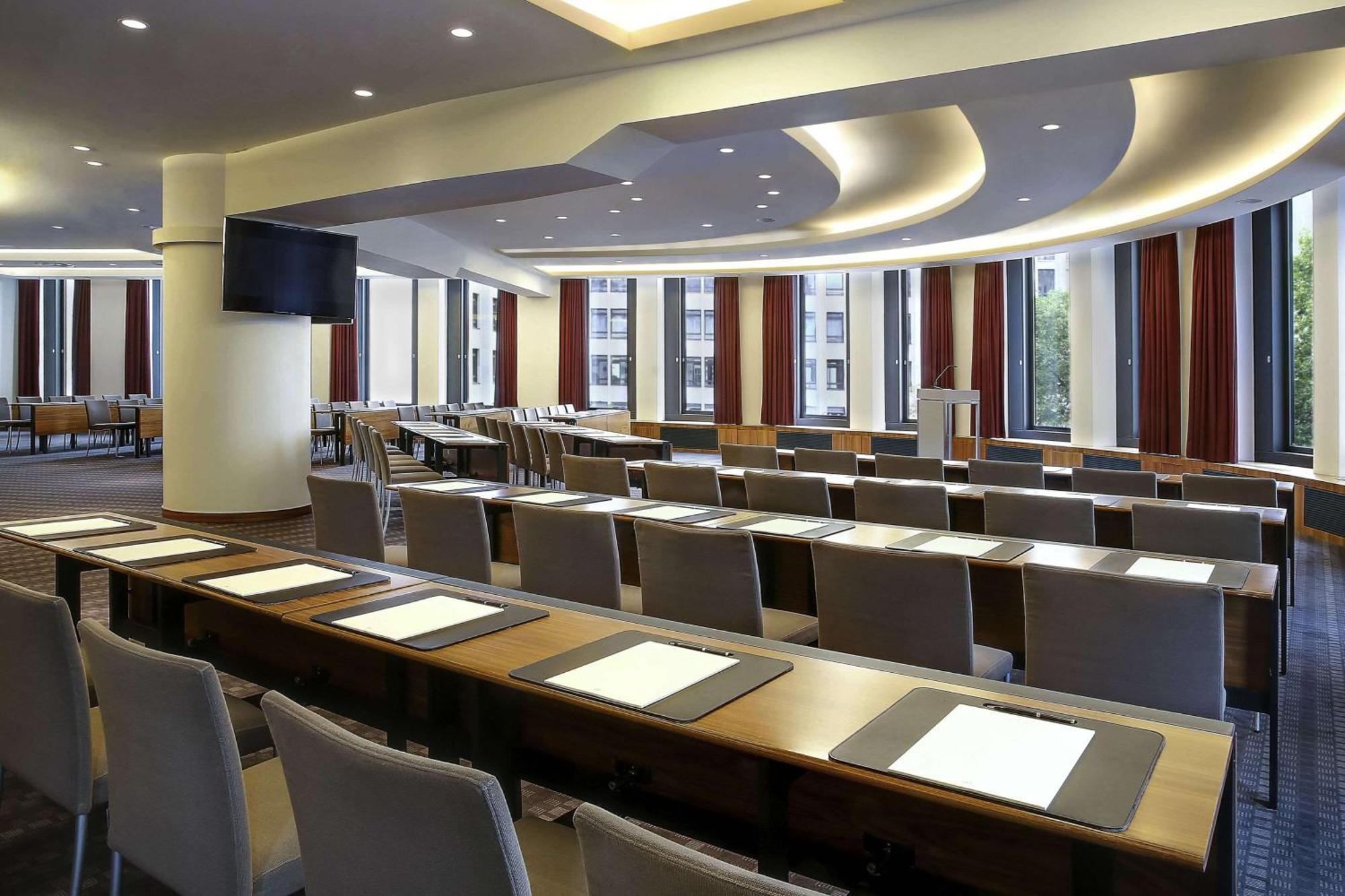 Dorint Kurfuerstendamm 5* Berlino